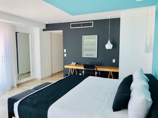 Rivoli Select Hotel