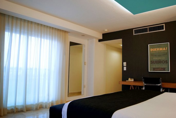 Rivoli Select Hotel