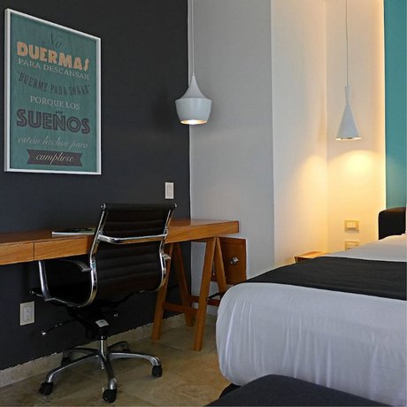 Rivoli Select Hotel