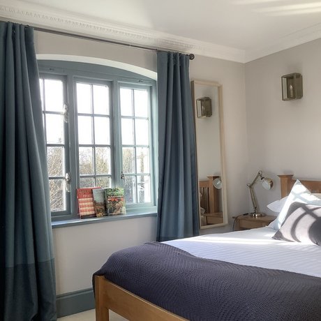 The Wharf House Restaurant with Rooms