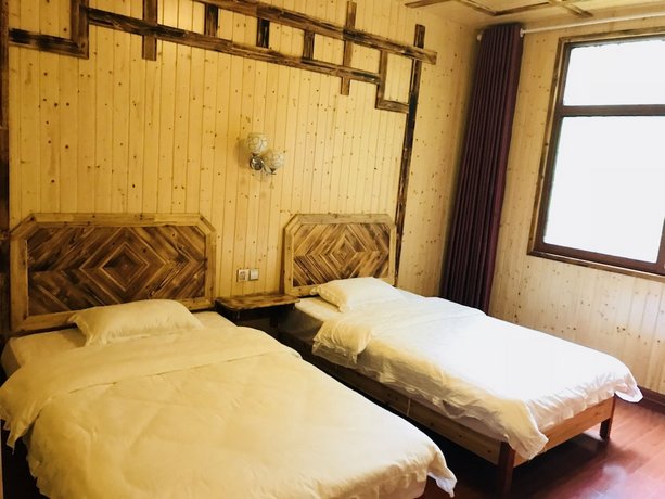 Zhangjiajie one step to heaven inn Yangjiajie ticket office