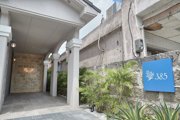 Hotel 385