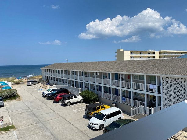 Days Inn & Suites by Wyndham Kill Devil Hills Mariner