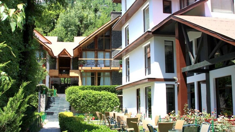 Quality Inn River Country Resort