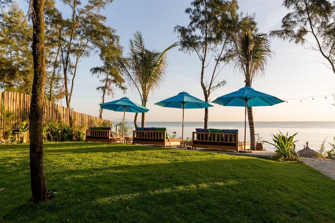 Five Rose Villas