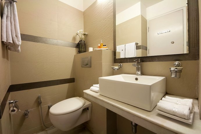 Sweet Home Lodge New Delhi