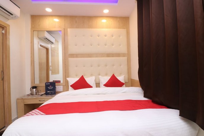 Check In Room Chuna Mandi