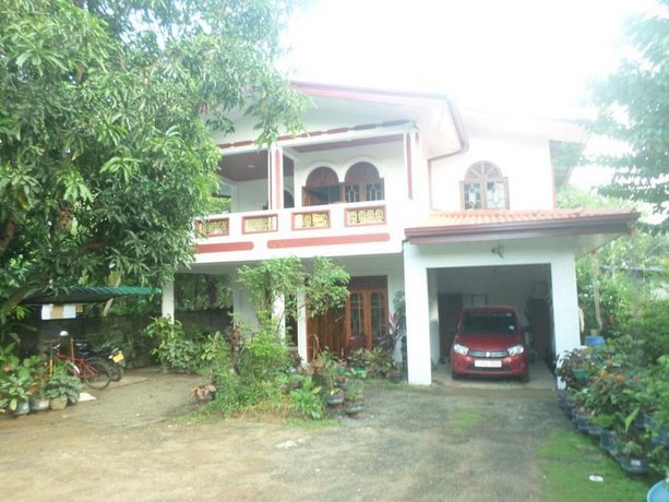 Pradeepa Holiday Home