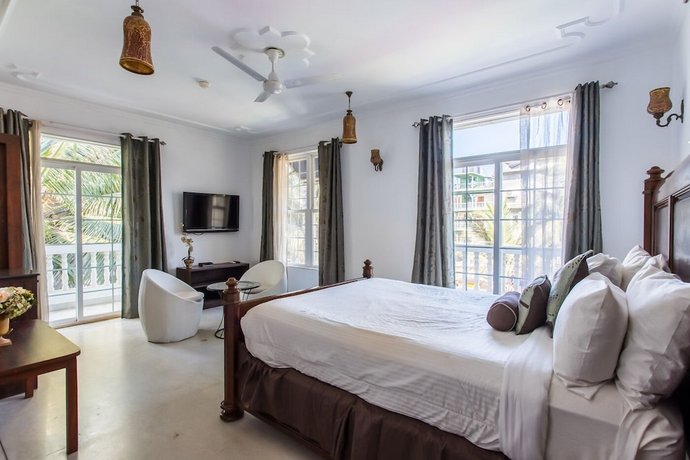 Safira River Front Resort