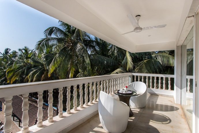 Safira River Front Resort