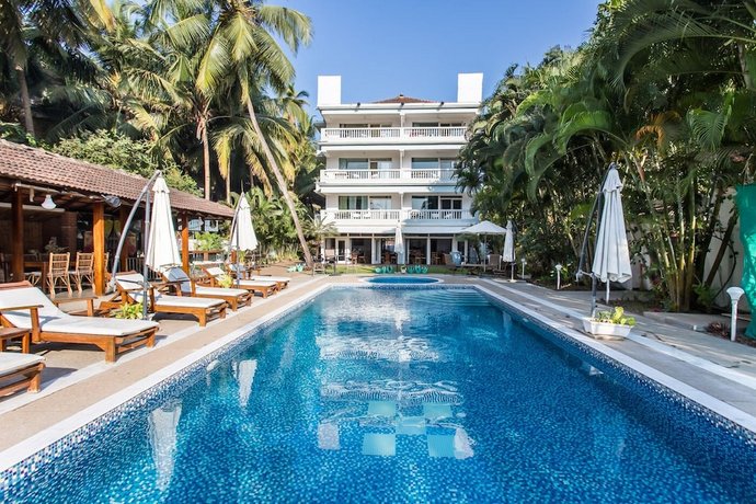 Safira River Front Resort