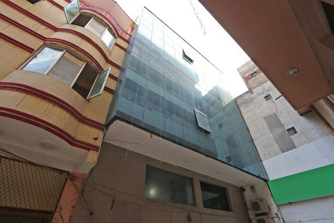 OYO 9786 Hotel Aerolook