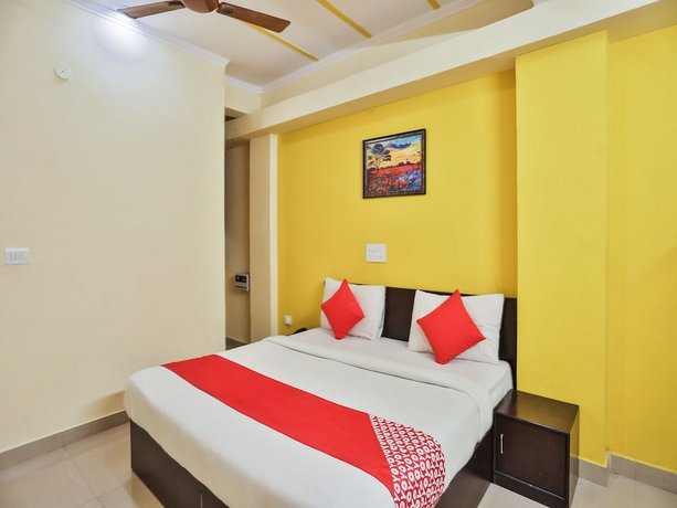 OYO 10032 Dwarka