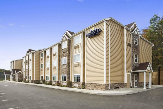 Microtel Inn & Suites by Wyndham Cambridge