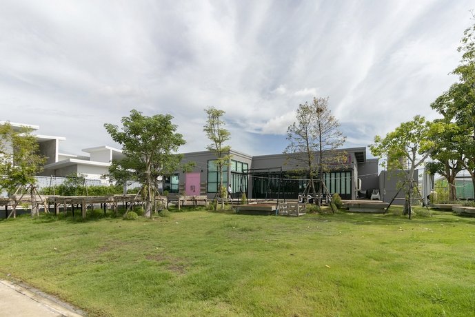 Capital O 1009 Leleaf Valley Pool Villa Resort Hua Hin