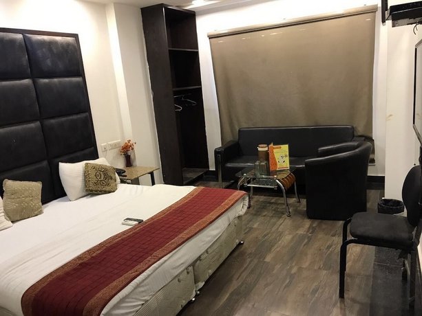 Hotel Saya - New Delhi Railway Station