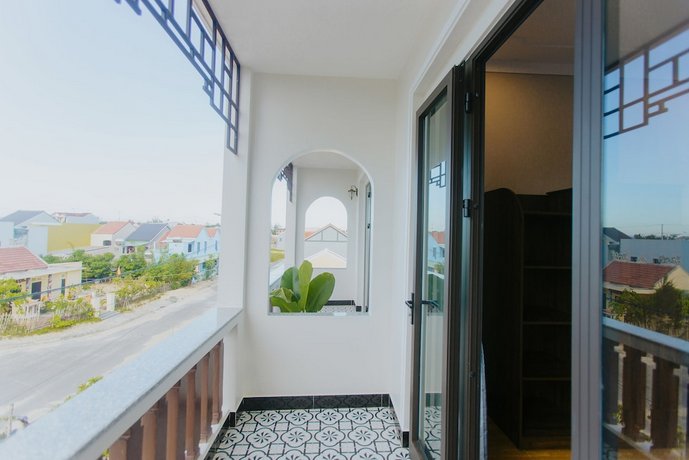 Home River Villa