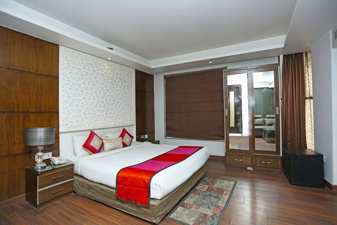 Trimrooms Uppal International