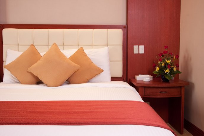 Lewis Grand Hotel