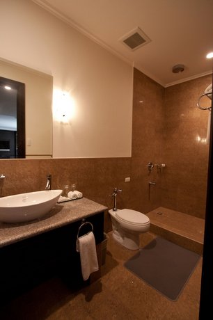 Lewis Grand Hotel