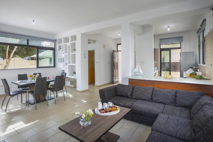 Villa Mylos 8