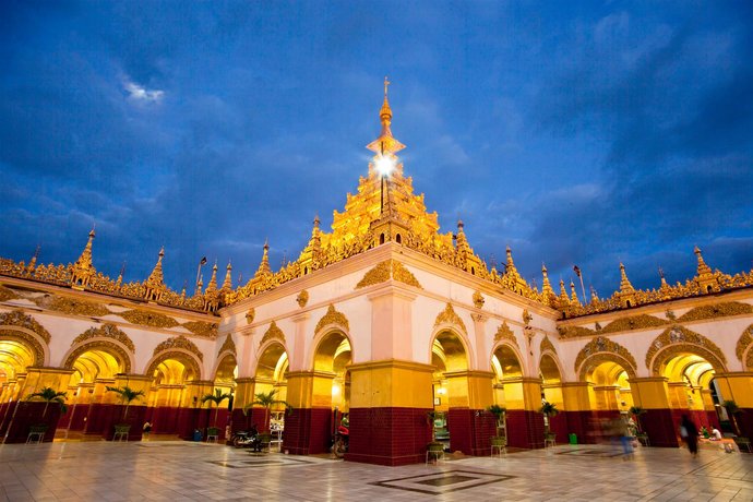 Golden Gum-Kino Hotel Mandalay