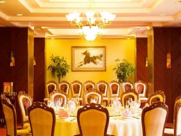 Golden Zone Hotel - Xishuangbanna