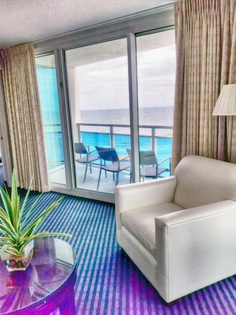Amazing Corner/Amazing Views Honeymoon/Family Suite