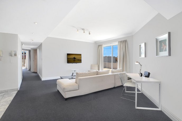 Sydney Airport Suites