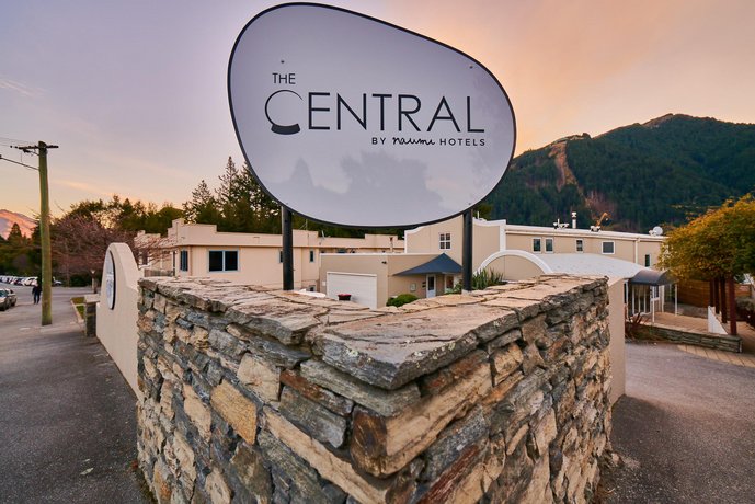 The Central by Naumi Hotel