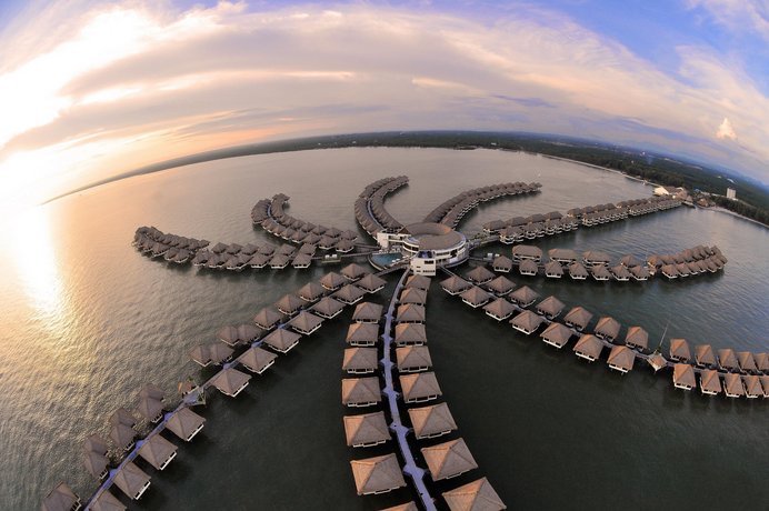 Avani Sepang Goldcoast Resort