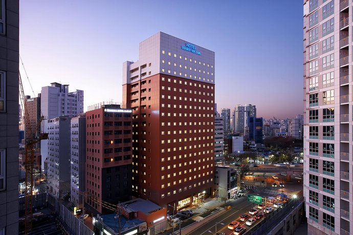 Toyoko Inn Seoul Yeongdeungpo image 1