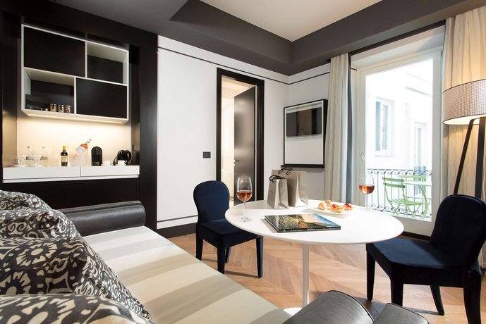 Corso 281 Luxury Suites