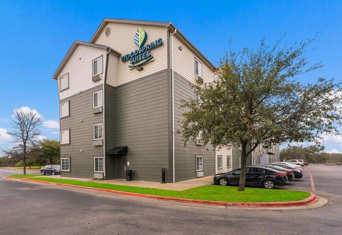 WoodSpring Suites Austin Round Rock
