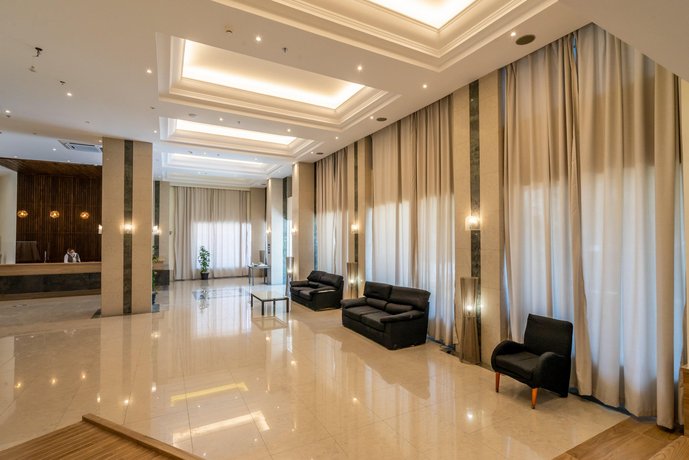 Castellum Suites