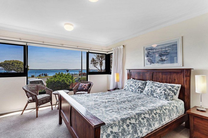 Florentine Unit 2/11 Columbia Close