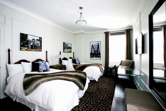 The Fort Garry Hotel