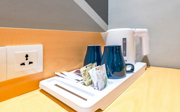 7 Days Premium Hotel Jatinegara