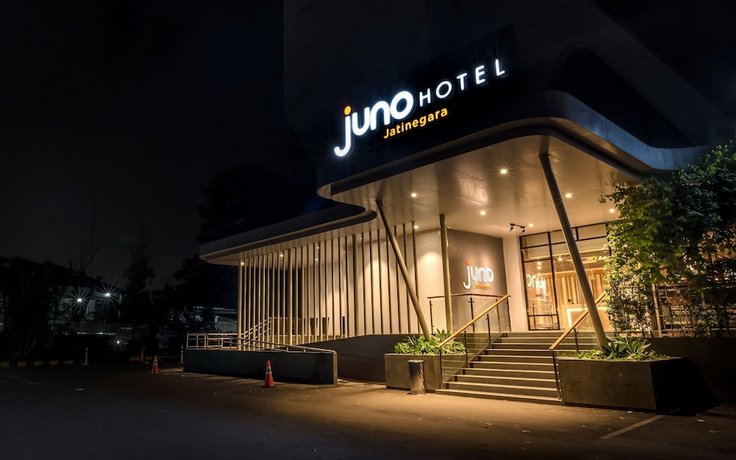 7 Days Premium Hotel Jatinegara