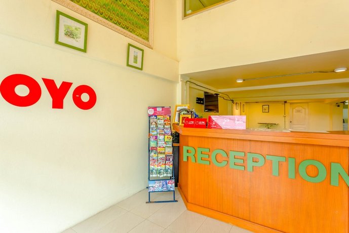 OYO 928 Leaf Hostel