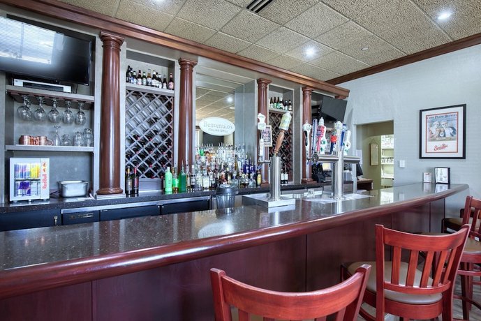 Holiday Inn Hotel & Suites Madison West