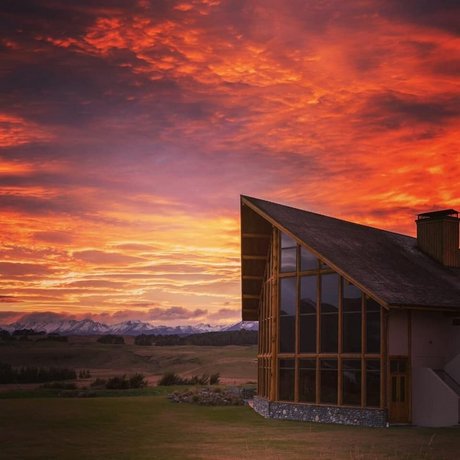 Fiordland Lodge