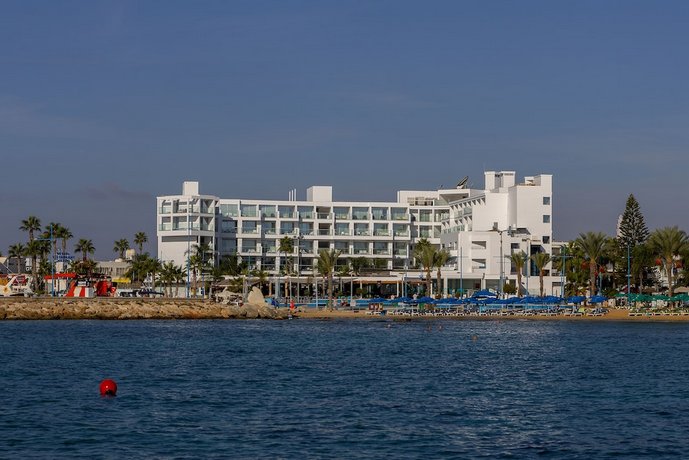 Limanaki Beach Hotel