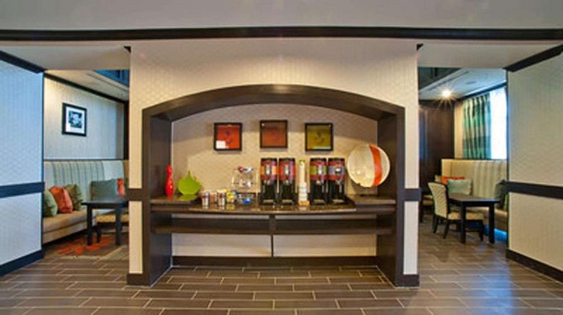 Hampton Inn & Suites Denison