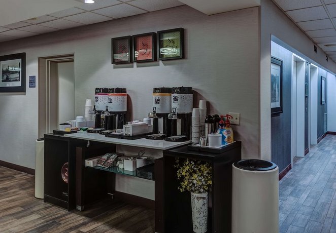 Hampton Inn Pittsburgh-Monroeville