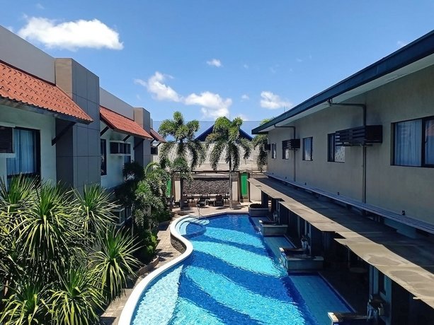 Circle Inn Hotel and Suites Bacolod