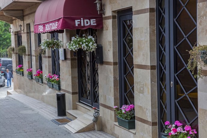 Fide Hotel