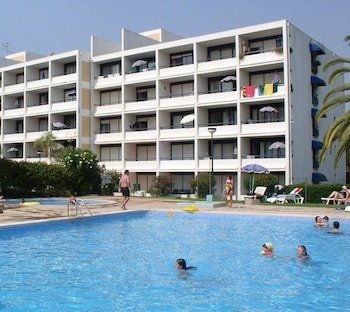 Parque Mourabel Oasis Village & Pe do Lago