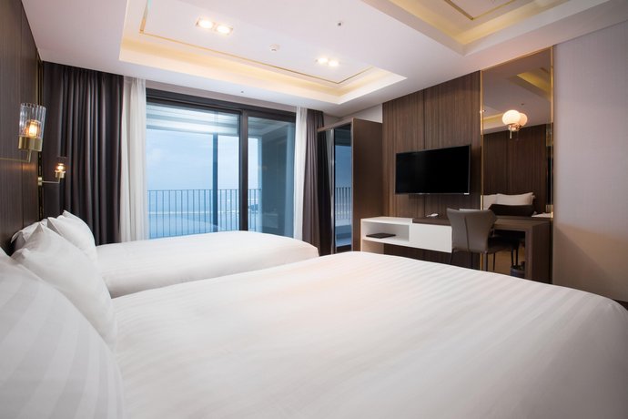 Yeosu UTOP MARINA Hotel & Resort