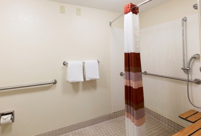 Red Roof Inn PLUS+ Pittsburgh South Airport